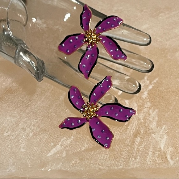 New Flower Power Polka Dot Purple Large Enamel Statement Earrings - Picture 9 of 16